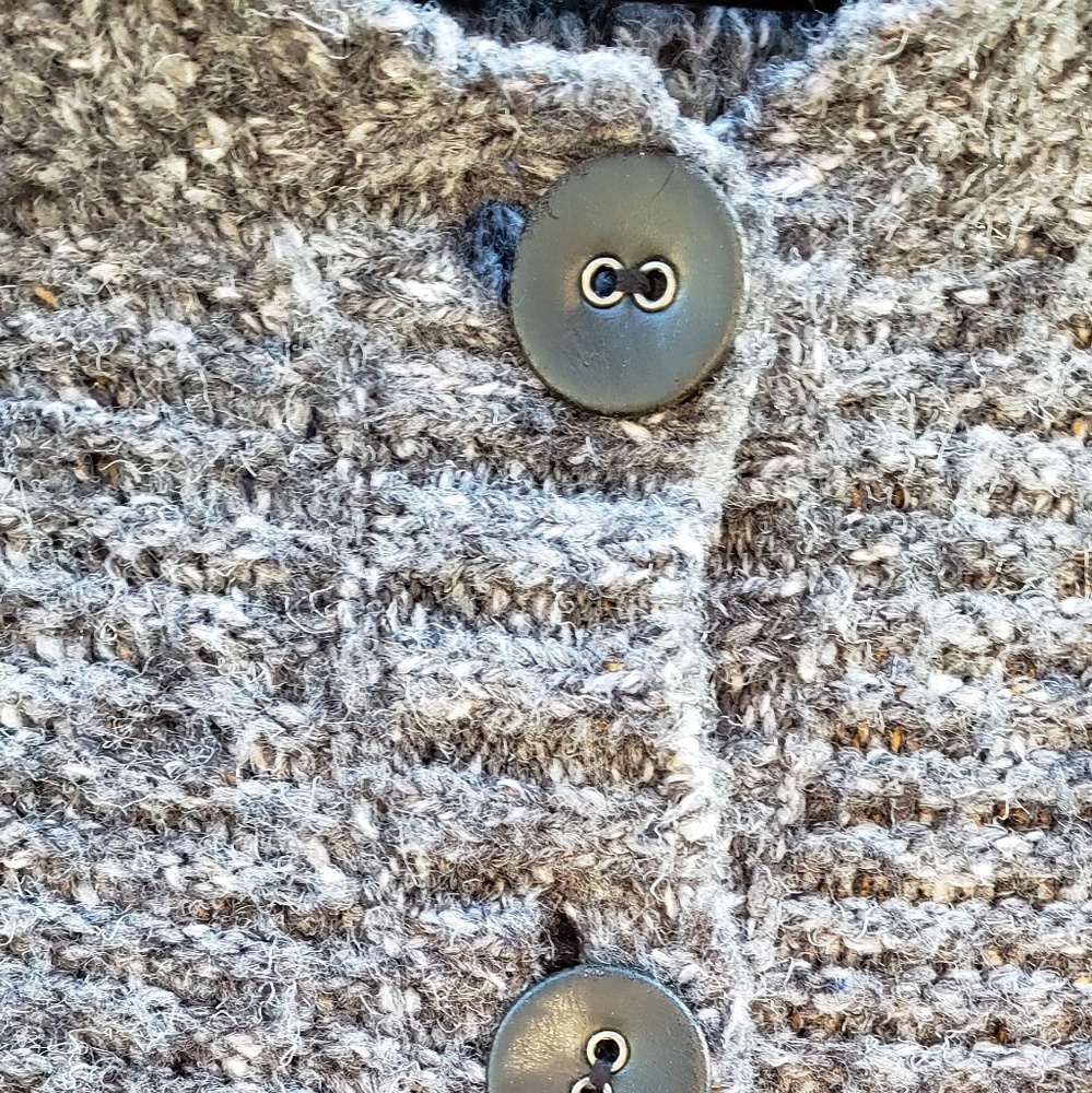 Ruby Rd. Cardigan - Picture 3 of 6